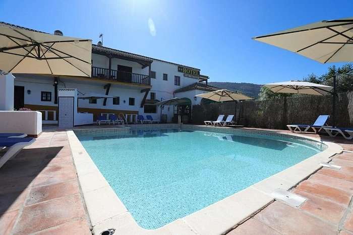 hotel-las-truchas Fietsaccommodatie in El Bosque - Cadiz voor gravelvakantie